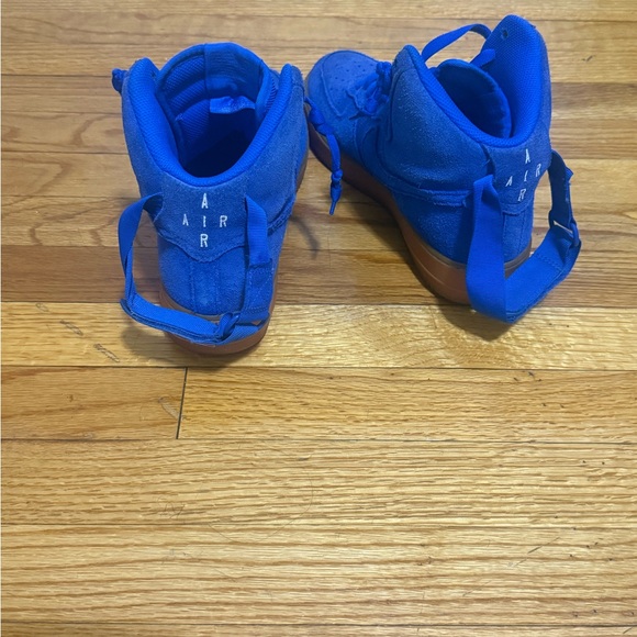 Nike Air Force 1 High 07 LV8 - Picture 5 of 6